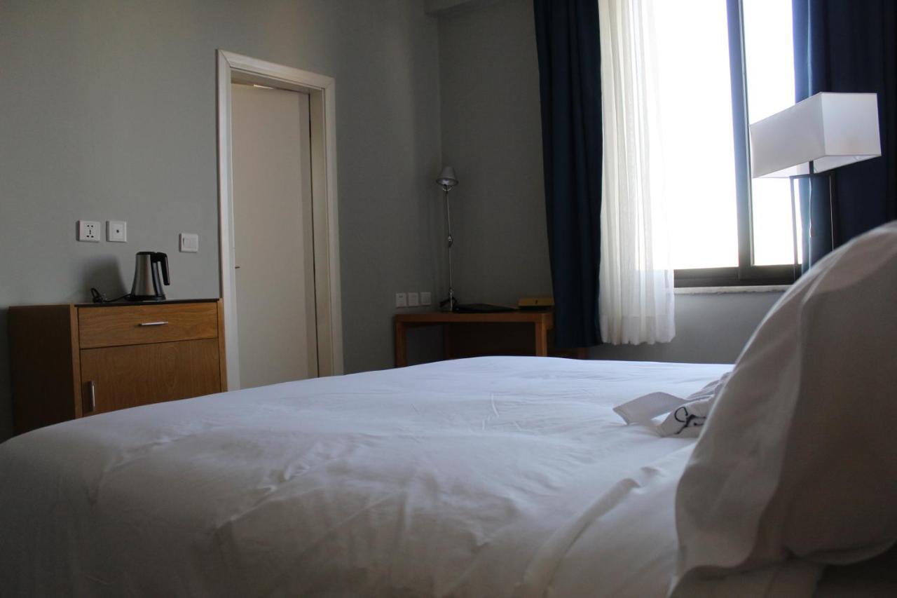 Cot Hotel アジス・アベバ エクステリア 写真