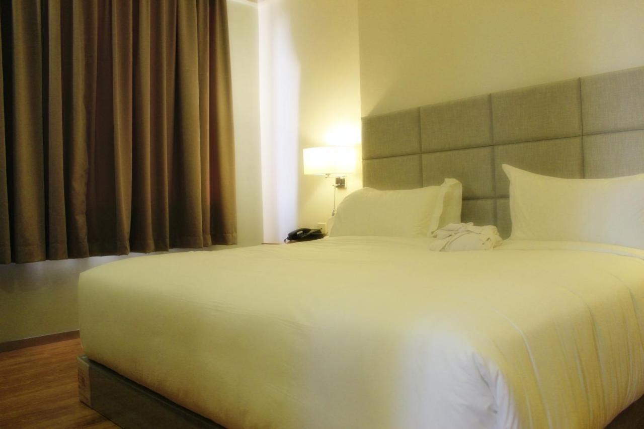 Cot Hotel アジス・アベバ エクステリア 写真
