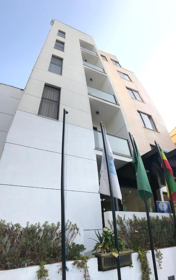 Cot Hotel アジス・アベバ エクステリア 写真